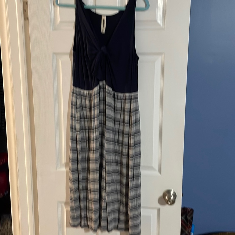 Super soft EUC, wore twice sun dress